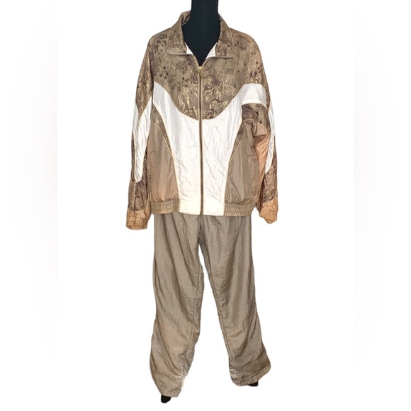 Active Frontier Pants - Windbreaker Zip Up Jacket and  Pants Set Size XL